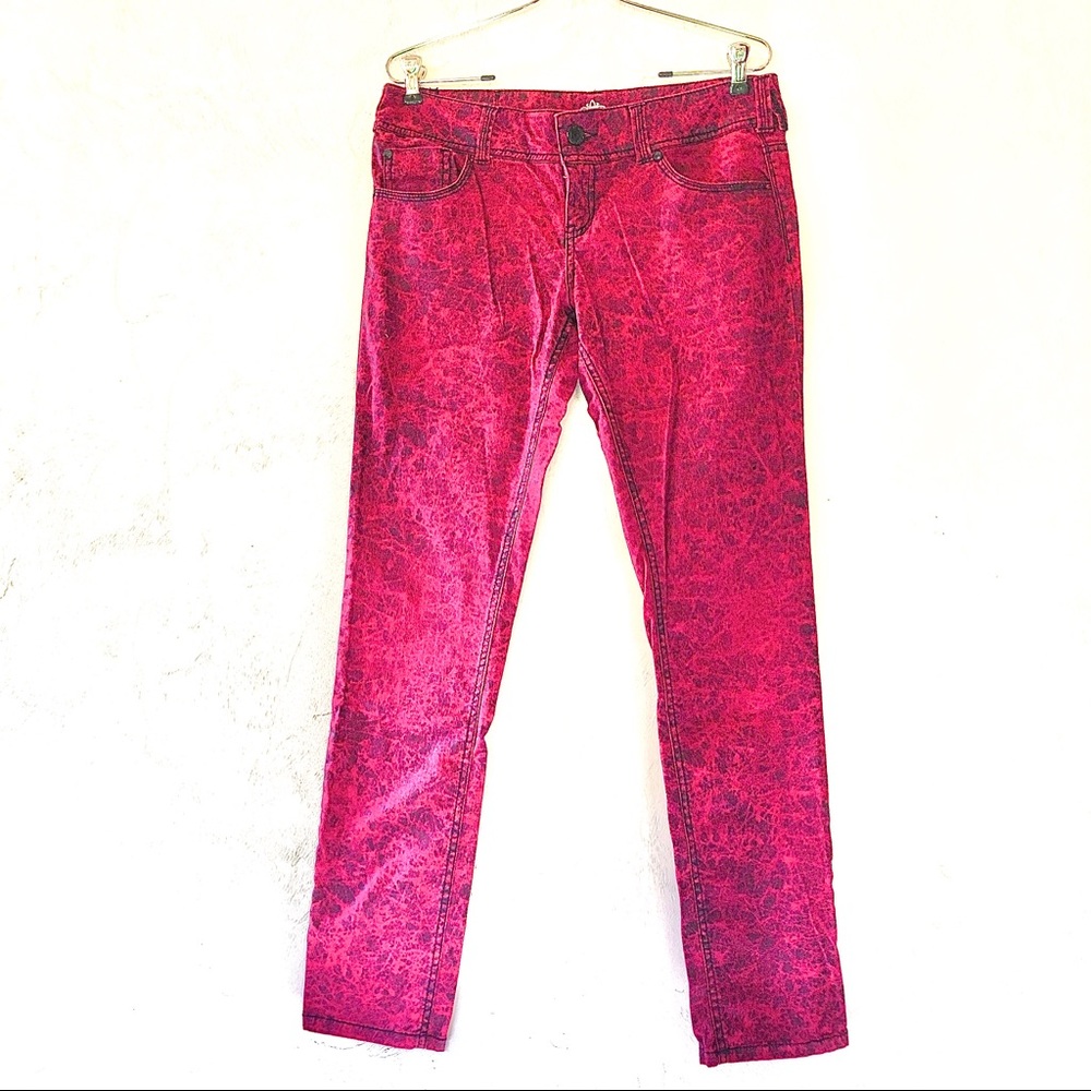 Almost Famous Red & Black Skinny Jeans A31